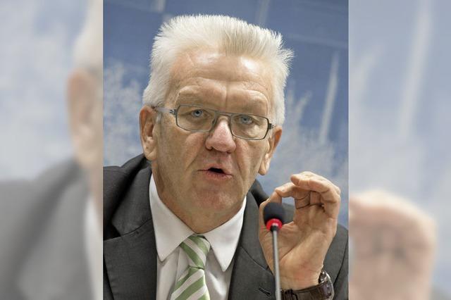 Kretschmann verteidigt Einfluss auf das Kultusministerium