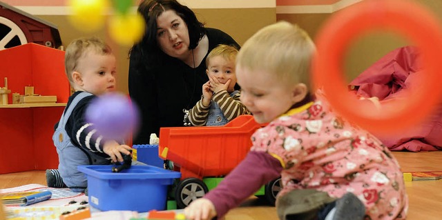 Tagesmtter garantieren eine Betreuung...ren Rahmen und dennoch professionell.   | Foto: dapd