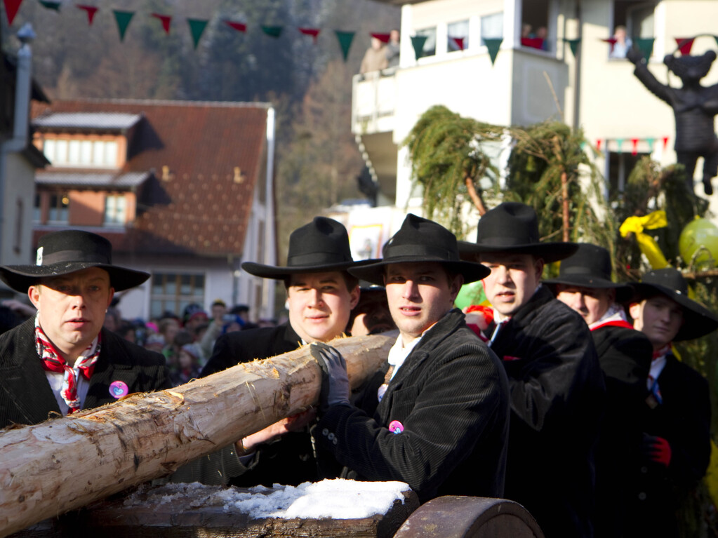 Narrenbaumstellen in Elzach