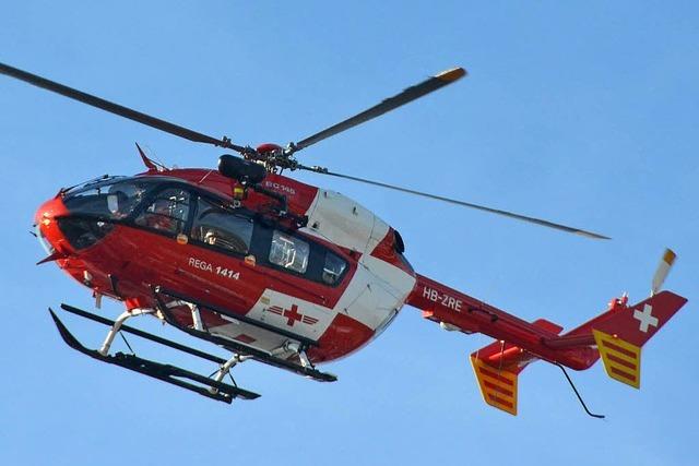 Unfall auf der Autobahn – Frau eingeklemmt