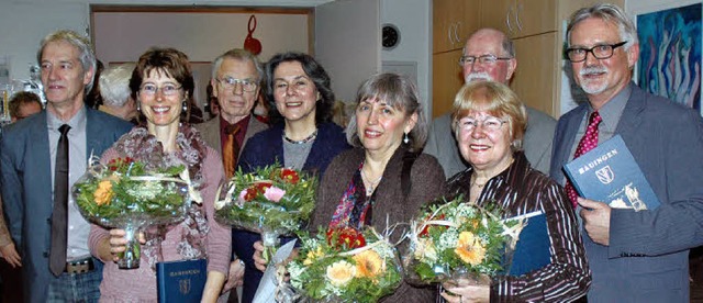 Ortsvorsteher Gnter Schlecht (rechts)...urakovics, Gerfried Frh, Lore Hilger.  | Foto: Britta Wieschenkmper