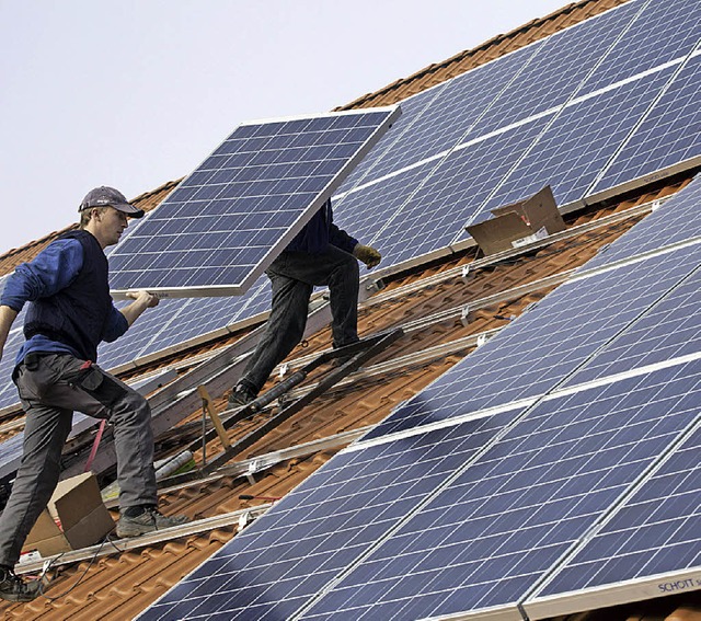 16 Megawatt an Photovoltaik sind auf den Kehler Dchern bereits installiert.   | Foto: dapd