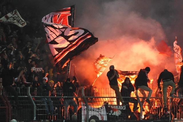 Pyrotechnik im Stadion: SC Freiburg muss 10.000 Euro Strafe zahlen