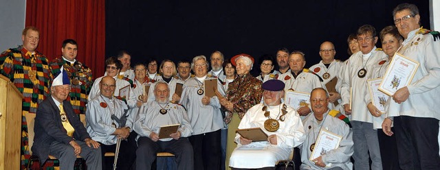 Sie alle wurden fr ihr nrrisches Wir...quot; bei der Geburtstagsfeier geehrt.  | Foto: Veranstalter