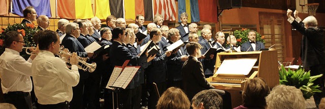 Ein Ensemble des Musikvereins untersttzte den MGV Silberbrunnen-Eintracht.  | Foto: Christiane Franz