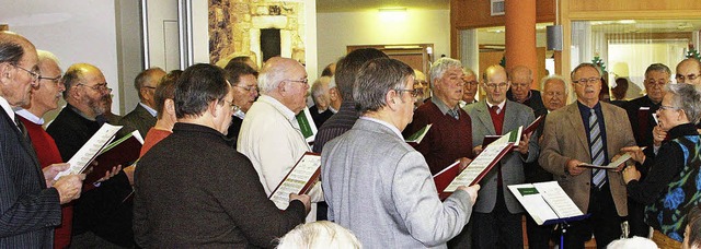 Der Mnnerchor Heitersheim und der Mn...riedrich-Schfer-Haus in Heitersheim.   | Foto: Christoph Kreutz