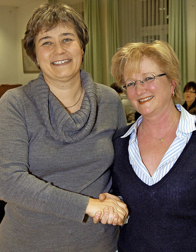 Ulrike Kammerer (links) mit Ortsvorsteherin Sabine Hartmann-Mller  | Foto: Heinz Vollmar