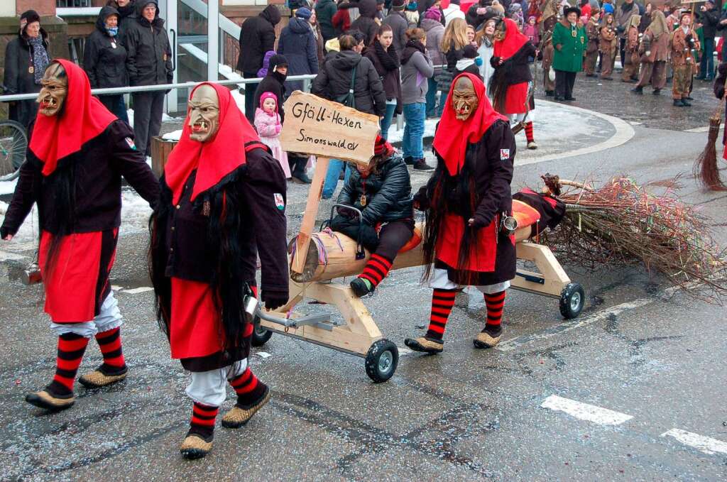 Impressionen vom Jubilum der Waldkircher Burghexen