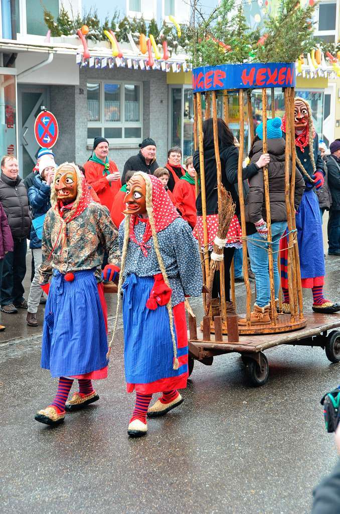 Tausende von Hstrgern aus 43 Znften bevlkerten die Bonndorfer Innenstadt.