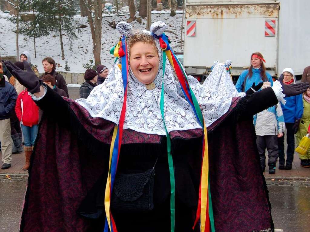 Tausende von Hstrgern aus 43 Znften bevlkerten die Bonndorfer Innenstadt.