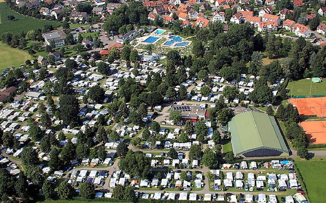 Der Campingplatz und das Dreisambad (i...zen fr den Tourismus in Kirchzarten.   | Foto: Privat