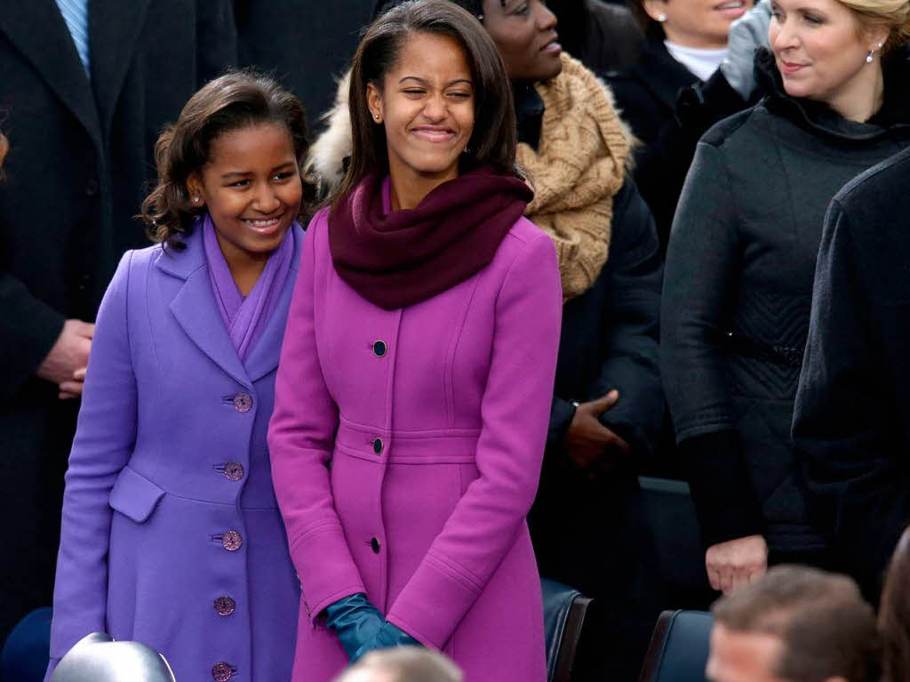 Stolze Tchter: Sasha Obama and Malia Obama (von links)