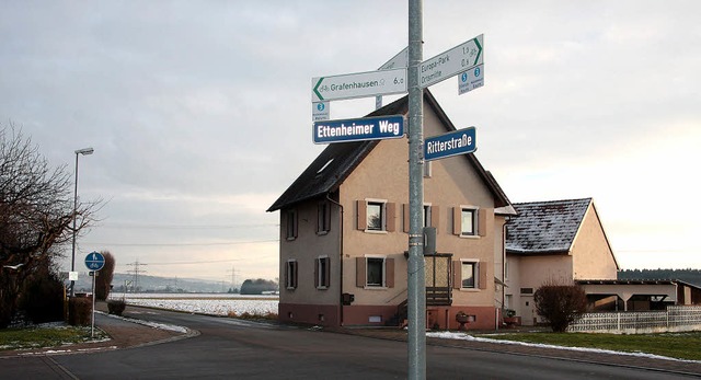 Am stlichen Ortsausgang von Rust &#82...stung vom Durchgangsverkehr zu sorgen.  | Foto: Sandra Decoux-Kone