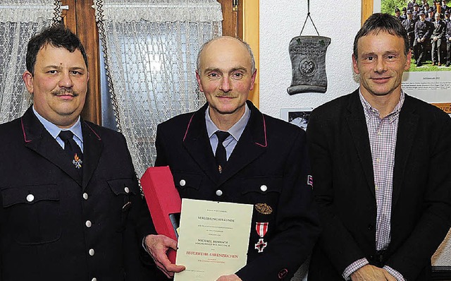 Gesamtkommandant Thomas Seng und Brge...ktivitt in der Feuerwehr Wildgutach.   | Foto: Horst Dauenhauer