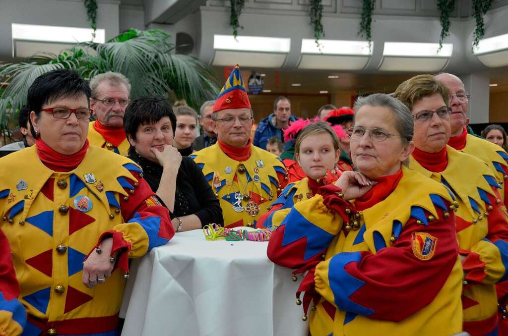 Unter den Gsten drfen die Hansele nicht fehlen.