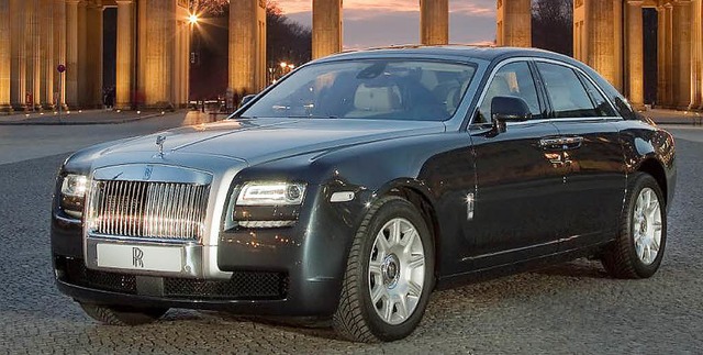Der Rolls-Royce Ghost existiert durchaus nicht nur im Geist.  | Foto: werk