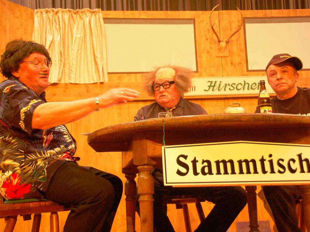 Stammtisch mit Kurt Ruser, Hermann Schupp und Hajo Leigsring (von links)