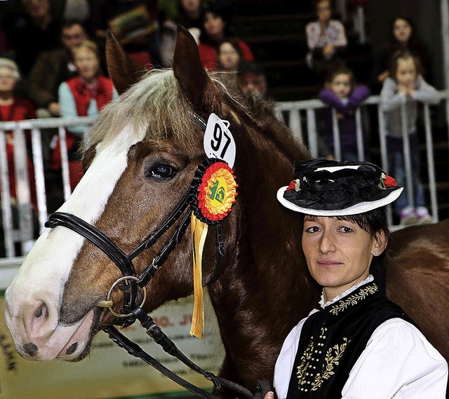 Ute Kaltenbach und Iphignie auf der Grnen Woche in Berlin.   | Foto: Schrder