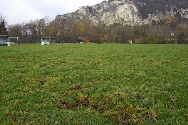 Brgermeister macht Sportplatz zur Chefsache