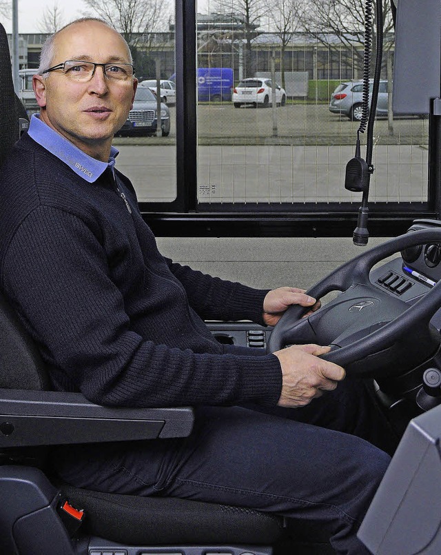 Auf Steuer des Vis--vis-Busses sitzt ...die Fahrt ins Elsass fast ein Ausflug.  | Foto: bettina schaller