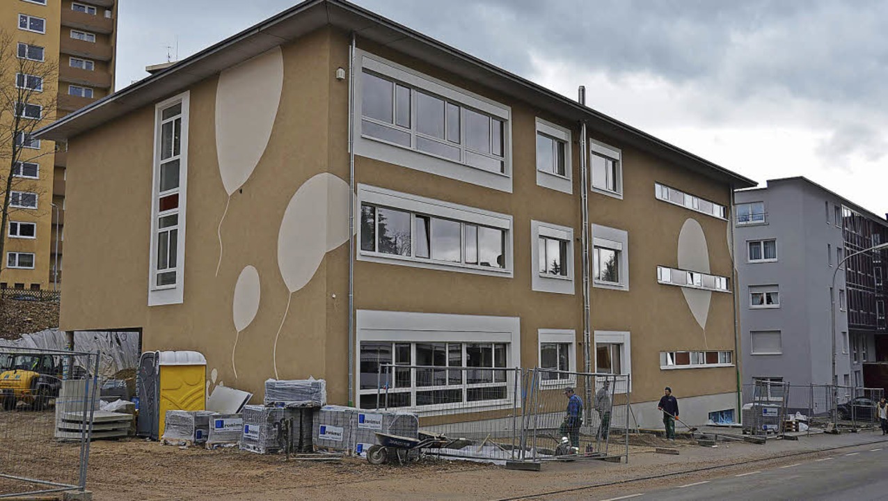 Der Neubau der Auenstelle der Karl-Ro...le an der Wallbrunnstrae in Lrrach.   | Foto: Nikolaus Trenz