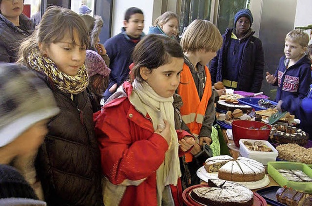 Aktion Schulbnke: Durch den Verkauf v...erlindenbergschule 800 Euro zusammen.   | Foto: Schule