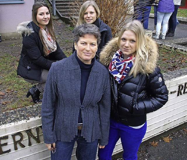 Tabea cker, Tanja Schuff, Belina Prim...chhofer-Realschule einen Besuch ab.     | Foto: Hrvoje Miloslavic