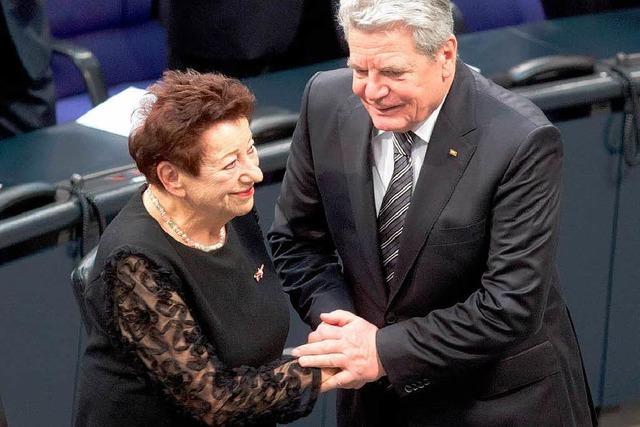 Holocaust-berlebende beeindruckt im Bundestag