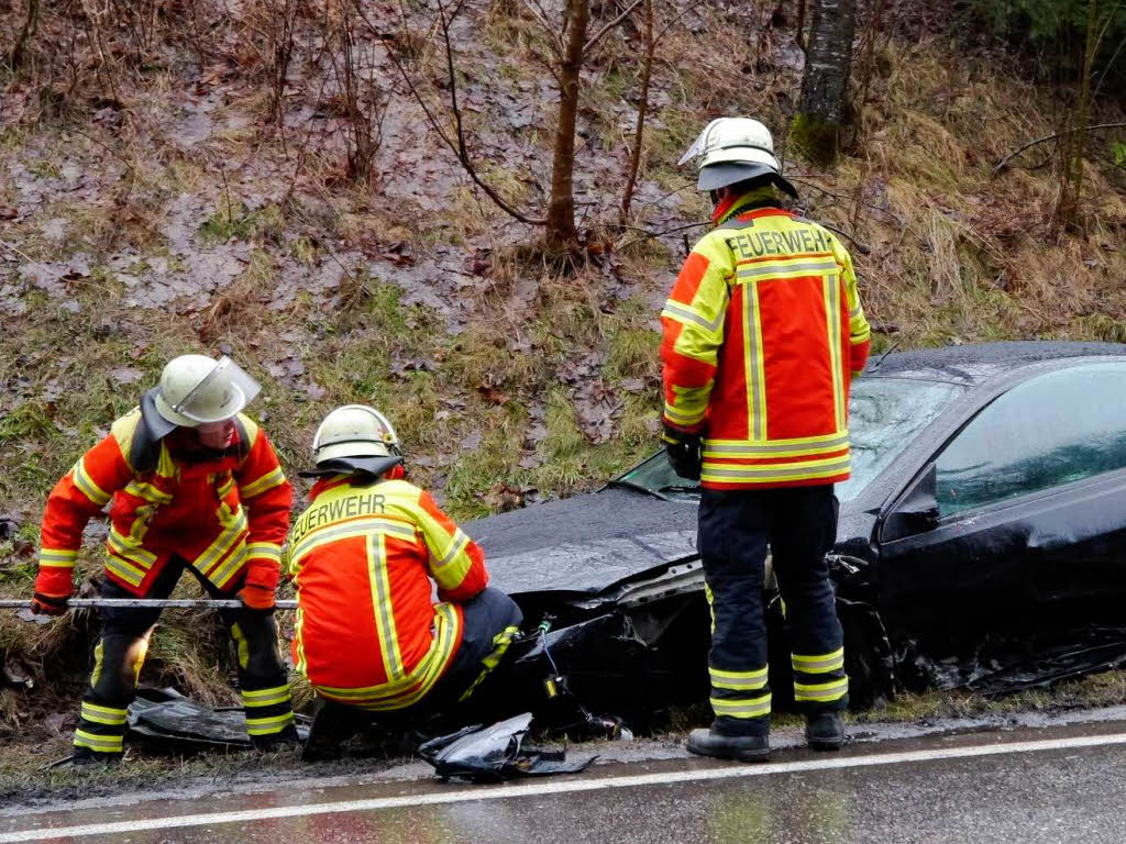 Sperrung Auf B31 Nach Unfall Aufgehoben - Hinterzarten - Badische Zeitung