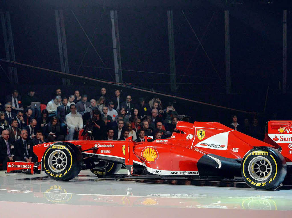 Im Gegensatz zum Vorgnger trgt das 59. Formel-1-Modell von Ferrari keine Hckernase mehr.
