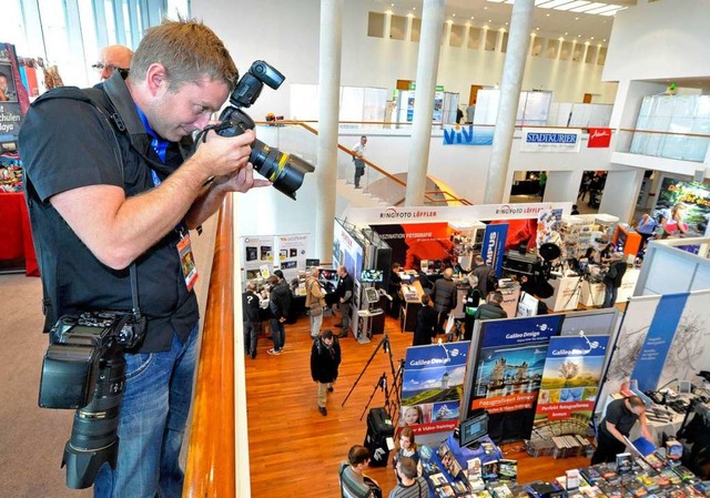 Viel zu fotografieren: Michael Kienzler dokumentiert das Festival.  | Foto: Michael Bamberger