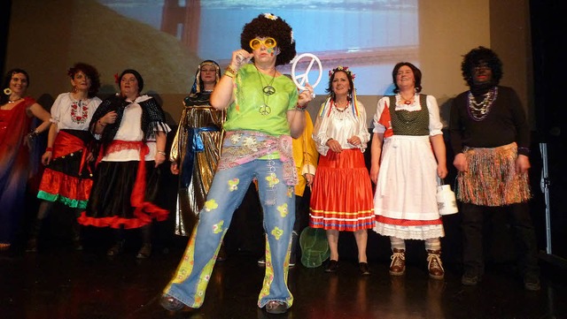 Einfallsreich und witzig prsentierte ...d beim bunten Abend in der Festhalle.   | Foto: H.Simoneit