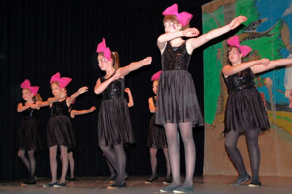Zunftsitzung NZ Oberhausen: Die NZO-Kids zeigten eine gelungene Tanzeinlage