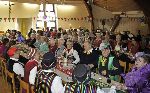 Fasnet beim Altenwerk, das hlt wahrlich jung.   | Foto: Roland Gutjahr