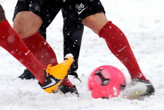 Fotos: SC Freiburg – Trainingseinheit im Schnee