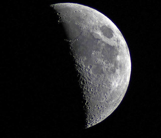 Den Mond im Blick: gutes Wetter vorausgesetzt  | Foto: Markus Paul
