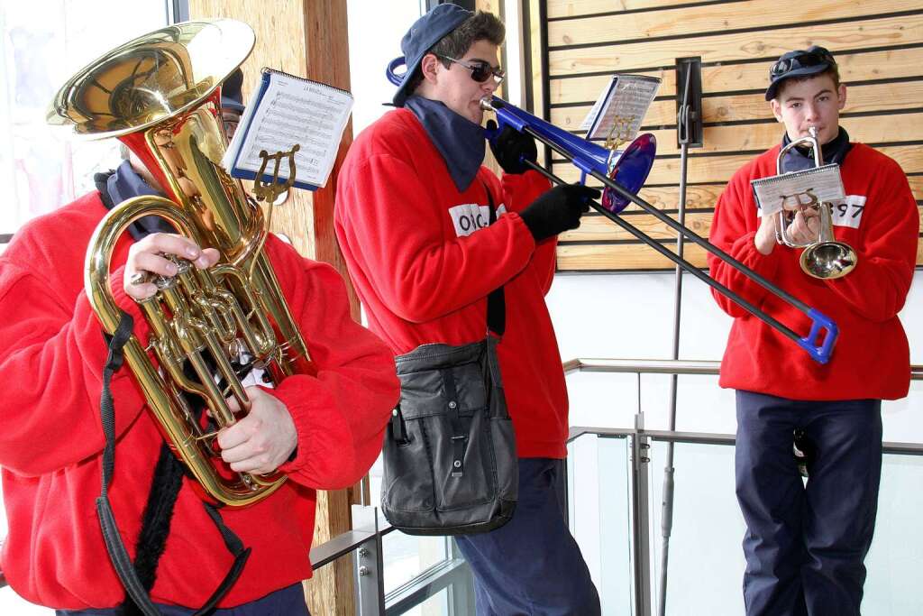 Zunftmusik sorgt fr musikalische Stimmung auf dem Traumschiff Rathaus hlingen