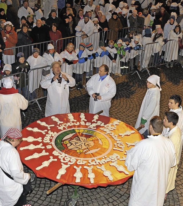 Fri&#8217;n wgg, dr Schngg: Mit  Ob...Stetten Start in die Straenfasnacht.   | Foto: Andr Roos