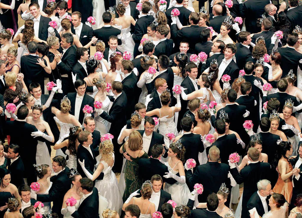 Skandalfreier und starbesetzter Wiener Opernball 2013