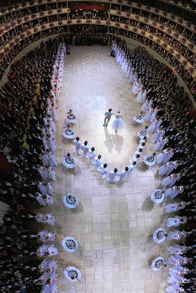 Skandalfreier und starbesetzter Wiener Opernball 2013