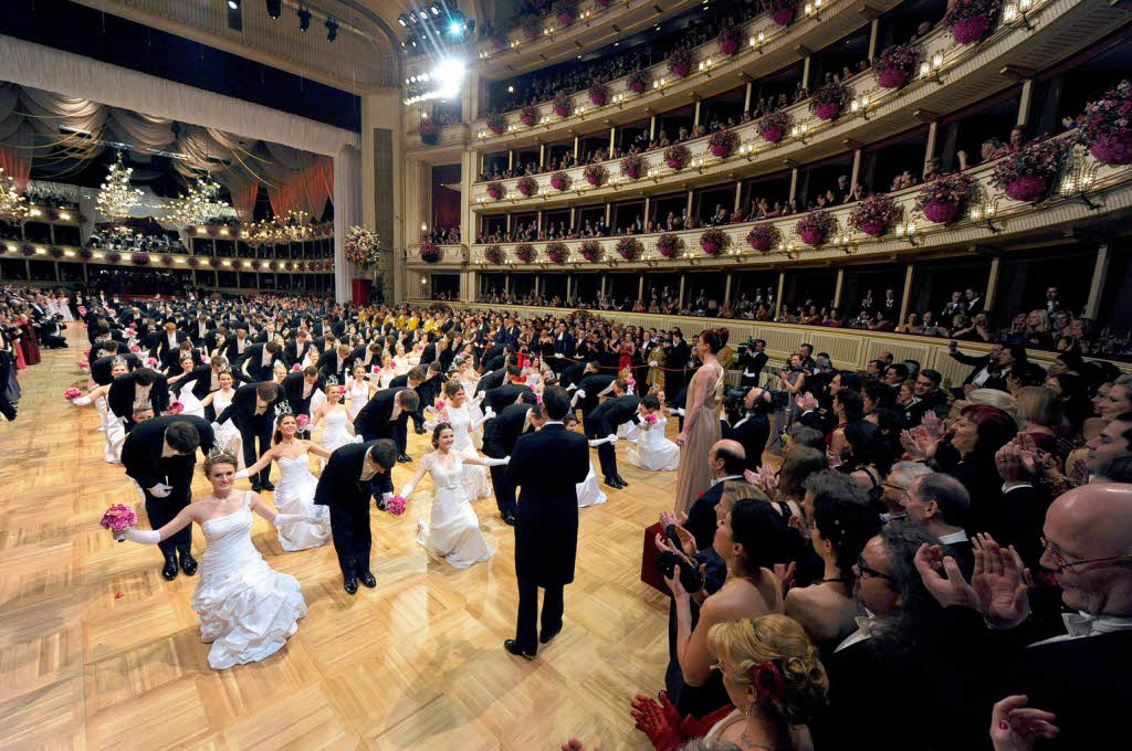 Skandalfreier und starbesetzter Wiener Opernball 2013