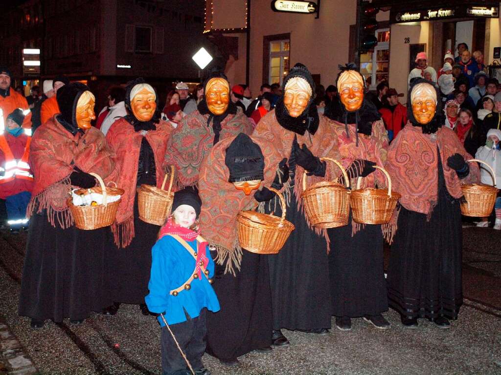 Schnurrwiber hoffen, dass der Baum bald steht