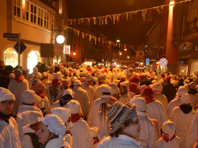 Blieb weitestgehend friedlich: der &#8...ein Ausschnitt des Hemdglunker-Umzugs.  | Foto: Sylvia Timm