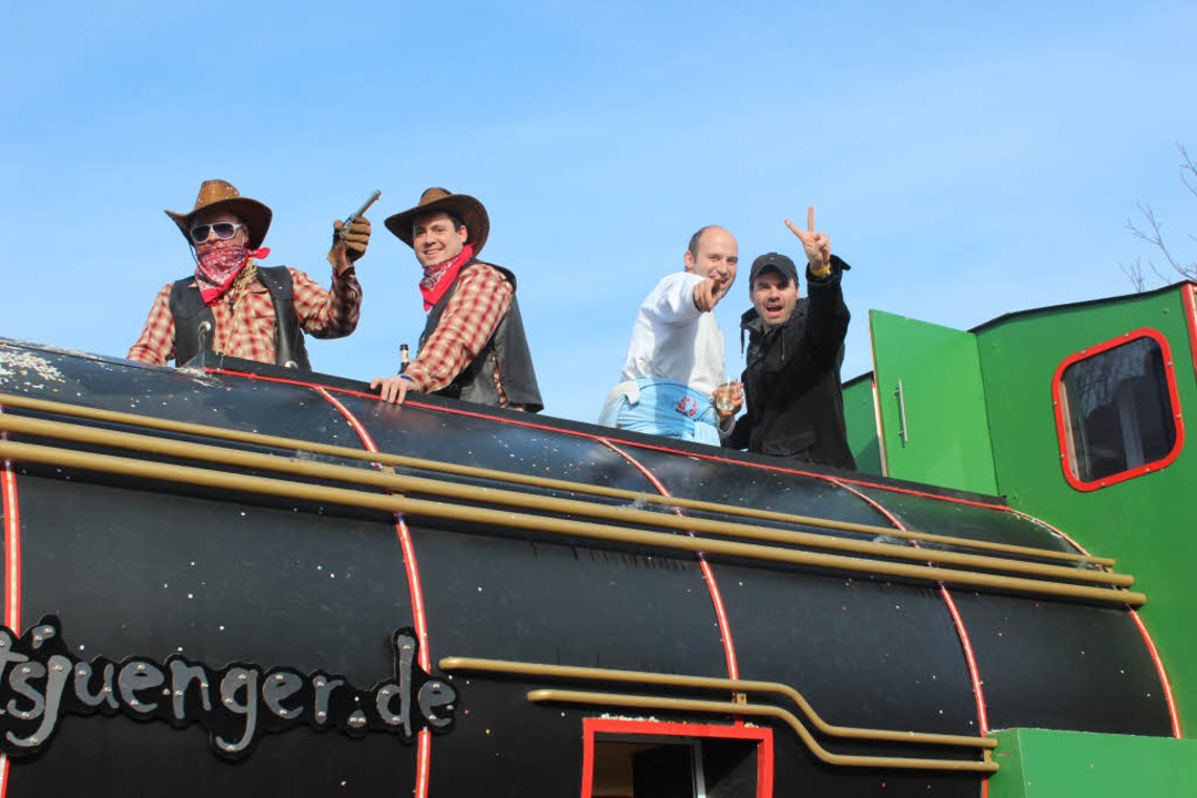 Der Western- Express der Fasnachtsjnger.  | Foto: Mario Schneberg
