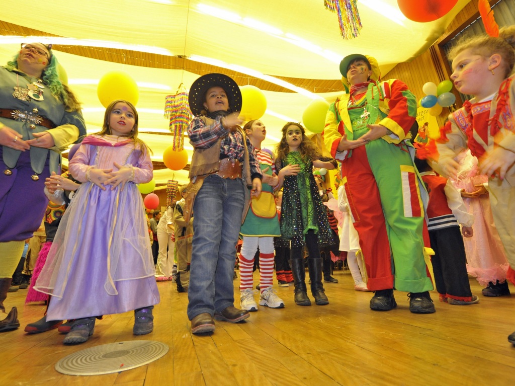 Impressionen von der Kinderfasnet im Kolpingsaal.