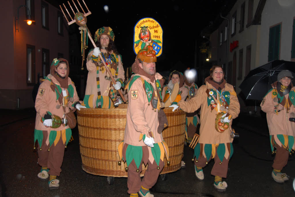 Kein Schell-Mi-Nachtumzug in Forchheim ohne den Kartoffelkorb.