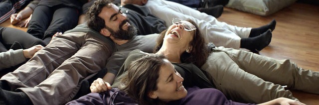 Ein facettenreiches Bild der chilenisc...8220; mit Pauline Garca (mit Brille)   | Foto: Verleih/Berlinale
