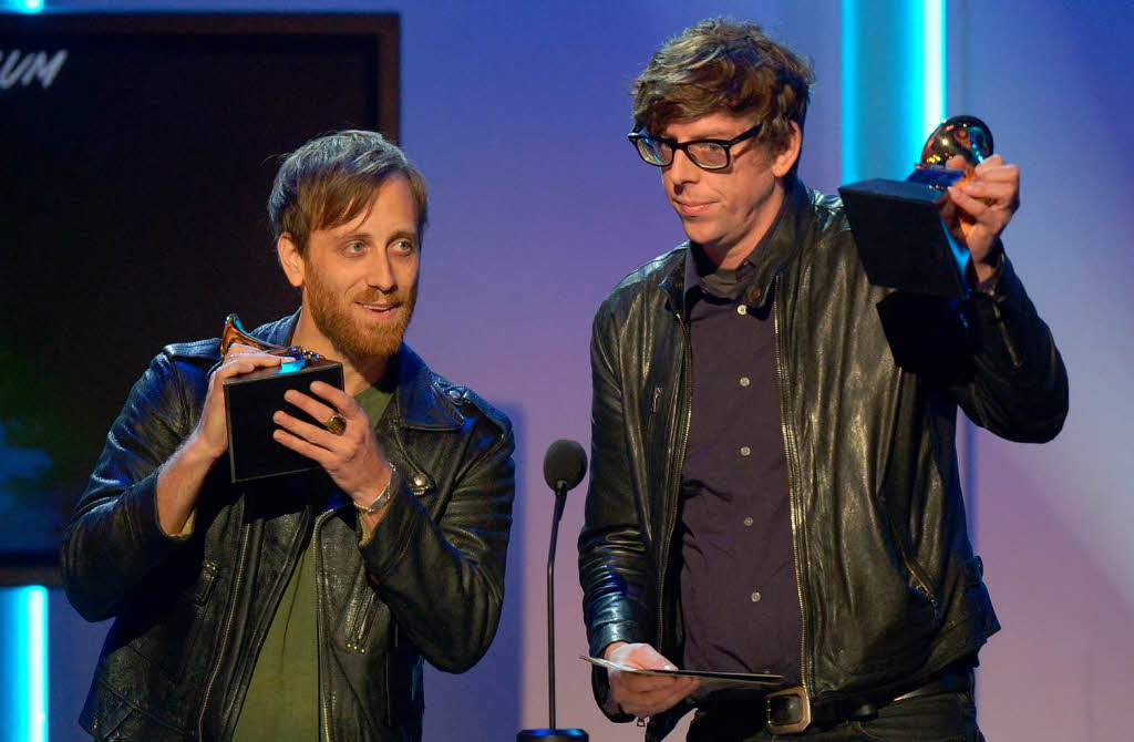 Dan Auerbach und Patrick Carney von den Black Keys erhalten den Grammy fr das beste Rock-Album mit „El camino“