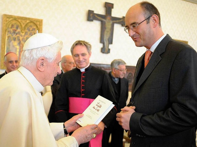 Verleger Manuel Herder mit Papst Benedikt XVI.  | Foto: Osservatore Romano