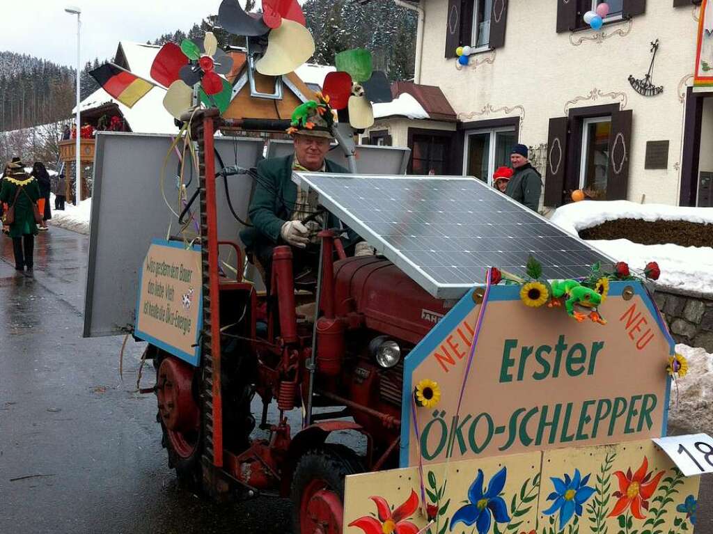 Groer Umzug der Lenzkircher Dengle am Fasnetmendig